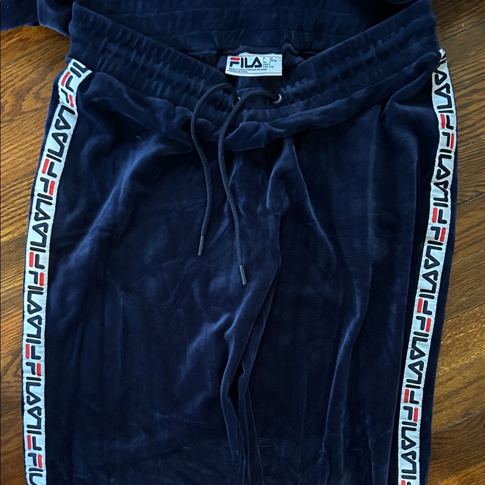 FILA Sz L UNISEX Dark Blue VELOUR and Red/White stripe detail Apparel - Picture 8 of 11